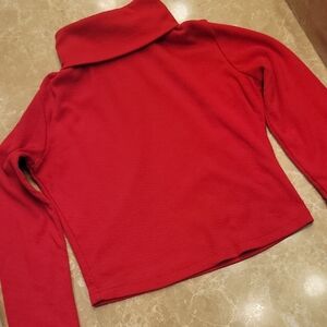 Chic Red Long Sleeve Cropped Turtleneck, M